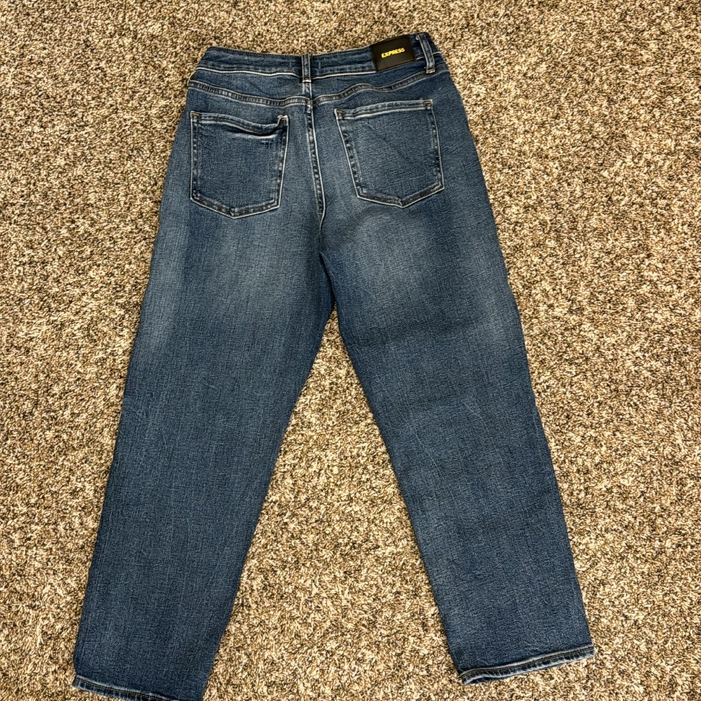 Express Boyfriend Mid Rise Jeans - Picture 5 of 6